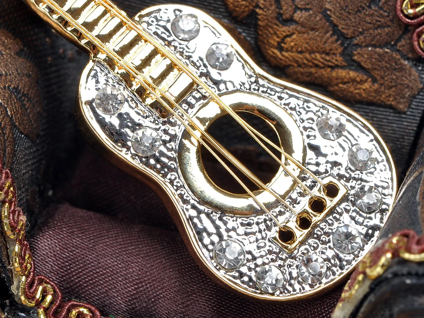 Alilang Golden Tone Clear Crystal Colored Rhinestones Acoustic Guitar Brooch Pin