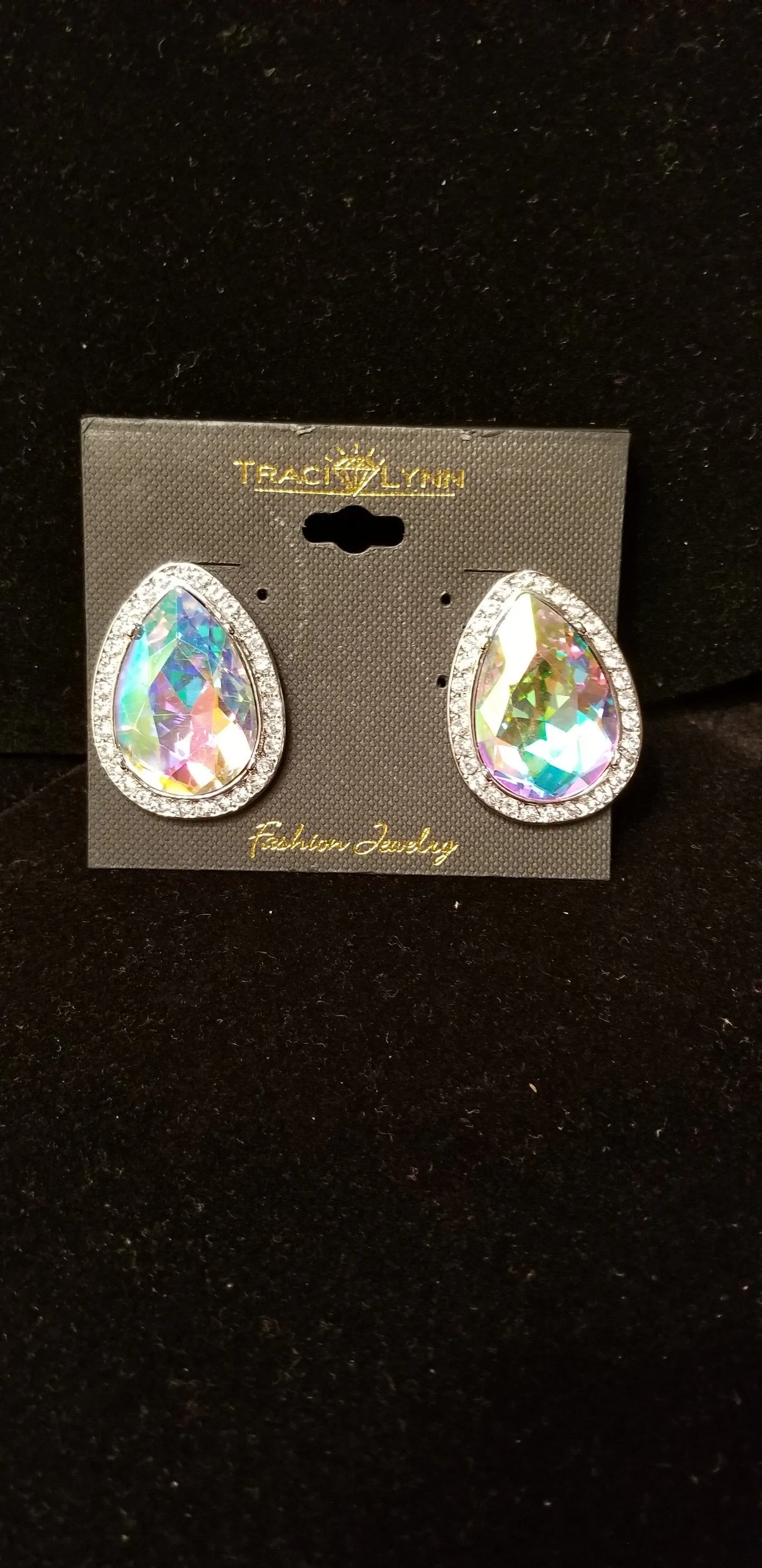 Classic Necklace/ Bracelet/ Earrings