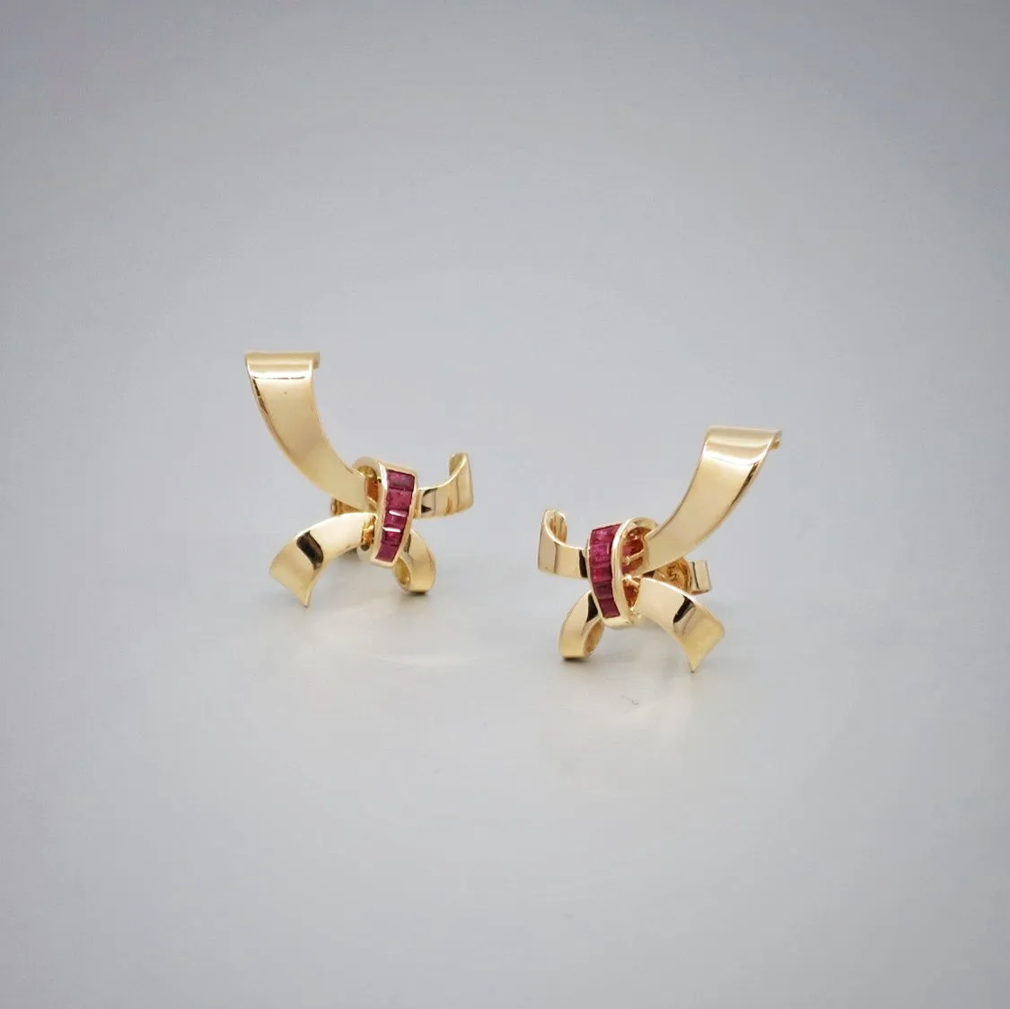 'Estate' Ribbon Ruby Yellow gold Earrings