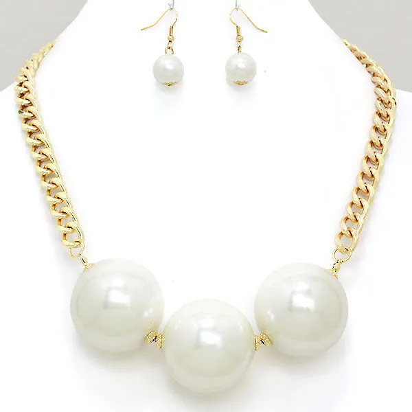 iLLASPARKZ Chunky Triple Pearl Chain Necklace