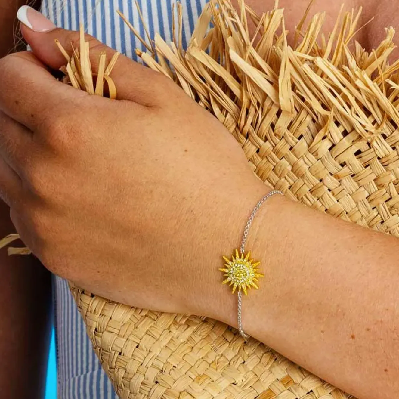 Ocean SS Crystal Sun Bracelet
